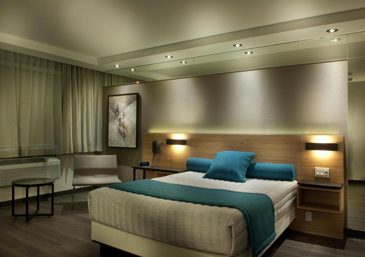 Ramada By Wyndham Laval Hotel Exterior photo